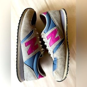 New balance 420. Magenta grey blue. Size: US 8, 25 cm, EURO 39